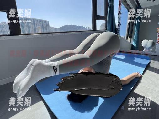 120斤的小王同学 微密圈 - 你见过120斤的小王同学的牛仔裤全集吗?下载就能感受!
