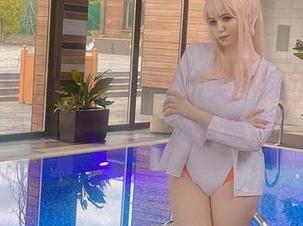 哇哦！Alina Becker的美图展示2B女仆，简直让我直呼“有意思”！