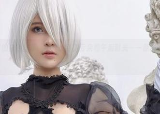看见Azami的白色丝带，我只想到了云朵和午后时光——原图值得认真盯着看。