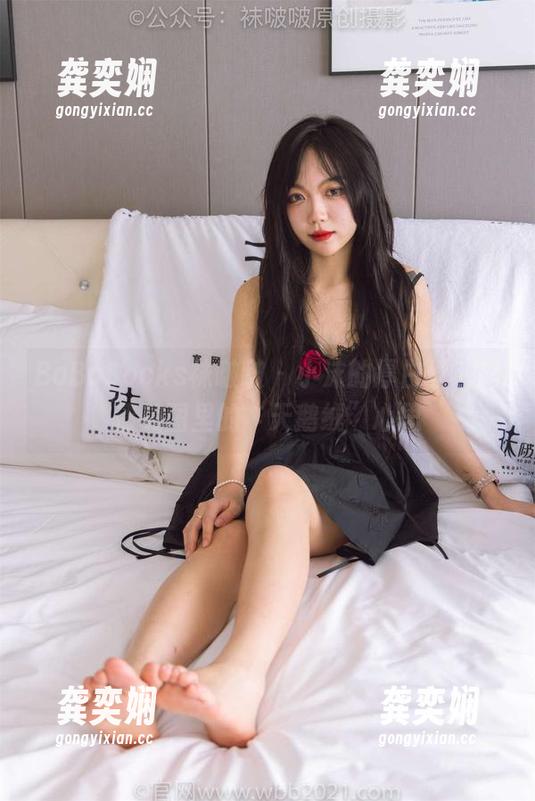 BoBoSocks袜啵啵-小沫 BoBoSocks袜啵啵 - 小沫的厚白丝,高清美图里的“天鹅绒”心思