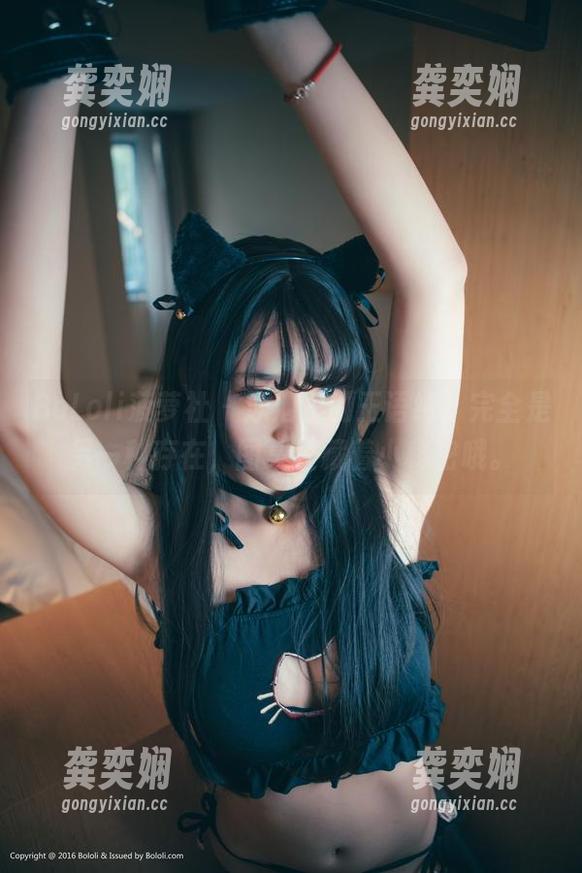 BoLoli菠萝社-王语纯 BoLoli菠萝社 - 泳池里的王语纯,完全是另一种存在,图集里藏着小秘密哦。