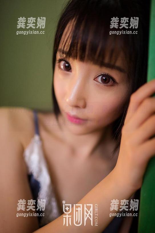 GIRLT果团网 - 美图即视，黄歆苑的裤里丝足以让你停留更久