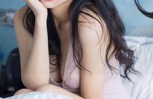 IMiss爱蜜社 – 短裙万岁，温心怡的全套展示，下载请自备清醒脑袋？哈哈。