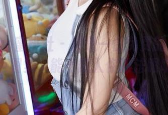 MiiTao蜜桃社 – 这是一份免费的豆瓣酱黑色图集，能不能入你的法眼呢？