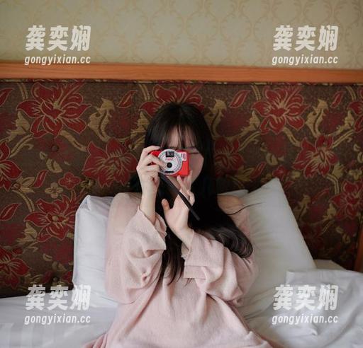当透明邂逅定制：MyuA(뮤아)的作品让人忍不住想多看几眼！