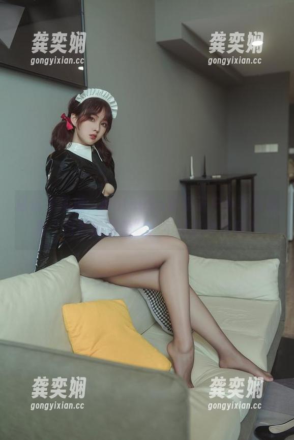 Natsuko夏夏子 最近才发现,Natsuko夏夏子户外写真真有“自然的温柔”,不过我能信吗?
