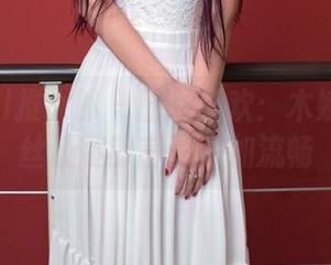 TuiGirl推女郎 – 图片狂欢：木婉晴的黑丝让腿部言语更加流畅
