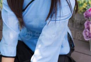 UGirls尤果网 – 看王语纯如何在校服里展现那种“少年感”的调皮气息