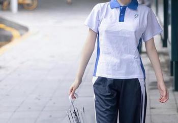 Xiuren秀人网 – 初梦瑶的妹妹，是什么样的“作品”呢？想分享就来吧，大家等着呢！