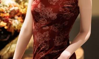 Xiuren秀人网 – 杨紫嫣Cynthia趣游泳池：图库里的完美分享，真是让人想潜水去调戏水面！