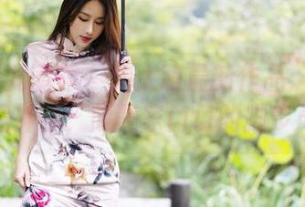 YouMi尤蜜荟 – 周大萌最新作品：美脚不再是神话，而是家门口的脚步声！