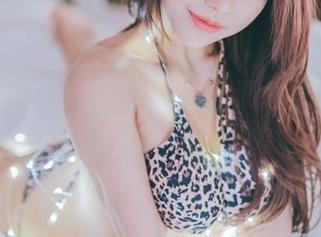 在Zzyuri的女仆大厦走一遭：写真中那份若隐若现的吸引力