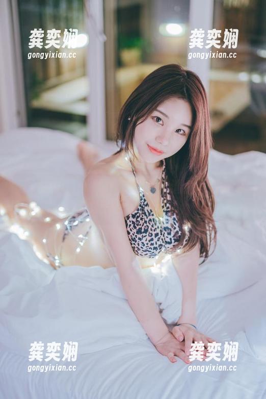 在Zzyuri的女仆大厦走一遭：写真中那份若隐若现的吸引力