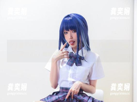 这张图片让eliza喵喵忍不住想分享，那卢比兔豪华版（NIKKE）的魅力就像没心没肺的我，太上头！