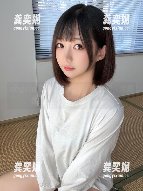 nagisa魔物喵不正经的校园套图，老师看到会不会气得跌下课桌？