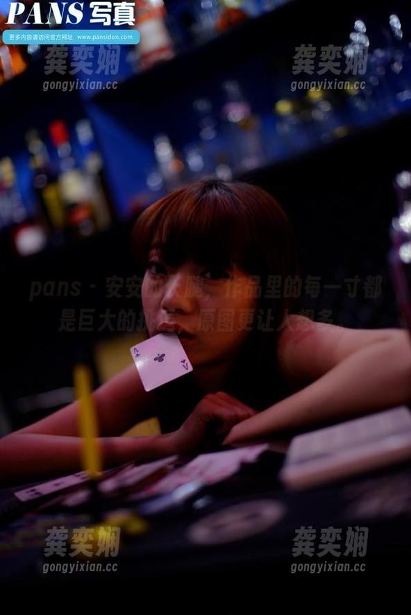 pans-安安 pans - 安安的长腿,作品里的每一寸都是巨大的挑逗,原图更让人想多。