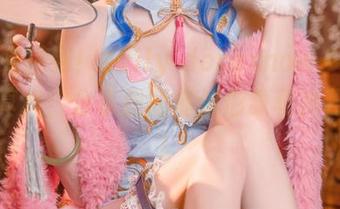 黑猫来报到！sally dorasnow多啦雪的写真集，分享我的偶像形象和神秘气质！
