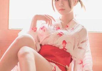 yoko夏宅图集：索尼子圣诞，哎呀，这姿势好像哪里见过？