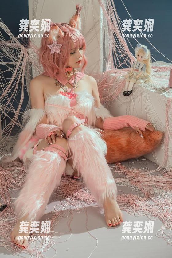 七月喵子 私房里的黑丝美图,七月喵子说自己是“万千少女心中的男神”
