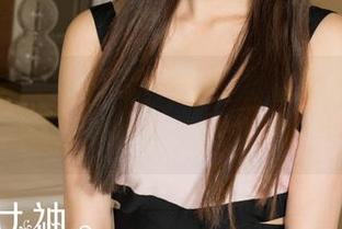 克拉女神 – 小芹奶牛写真集最新上线，哞…只为那些懂得欣赏的你。
