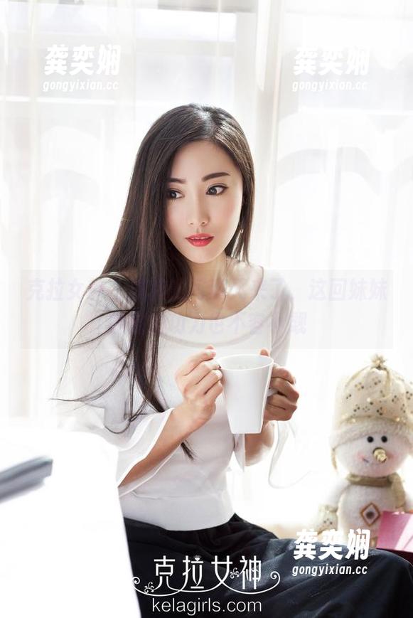 克拉女神 - 瑞莎的写真又来了，这回妹妹的自拍功力也不容小觑
