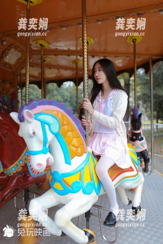 兔玩映画 兔玩映画这次的免费图集:体操服和短袜,揉合得恰到好处,真让人不想停下来看