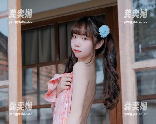 一抹俏皮：可可小白兔的体操服少女写真套图