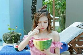 嗲囡囡 – 看PaPa妈咪在线，秘书的美图引发的无尽遐想…