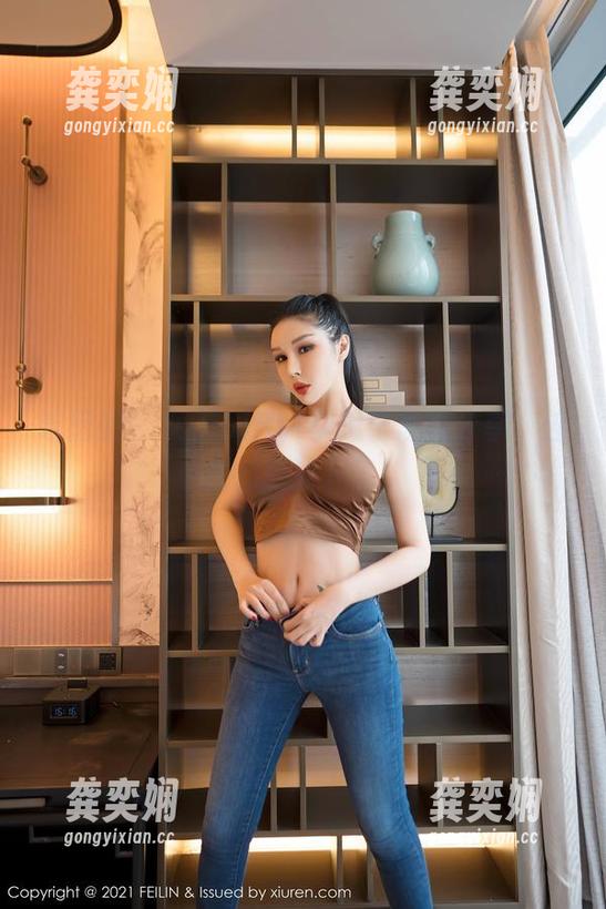 嗲囡囡-SiByl李思宁 嗲囡囡 - 女王SiByl李思宁写真分享,连我都想跪下了!