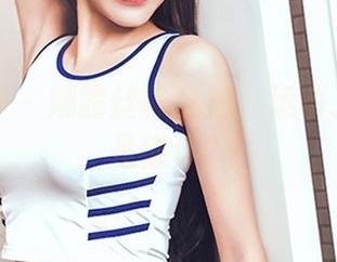 头条女神 – 娜露丝袜私拍：运动、拉伸还是猫步？