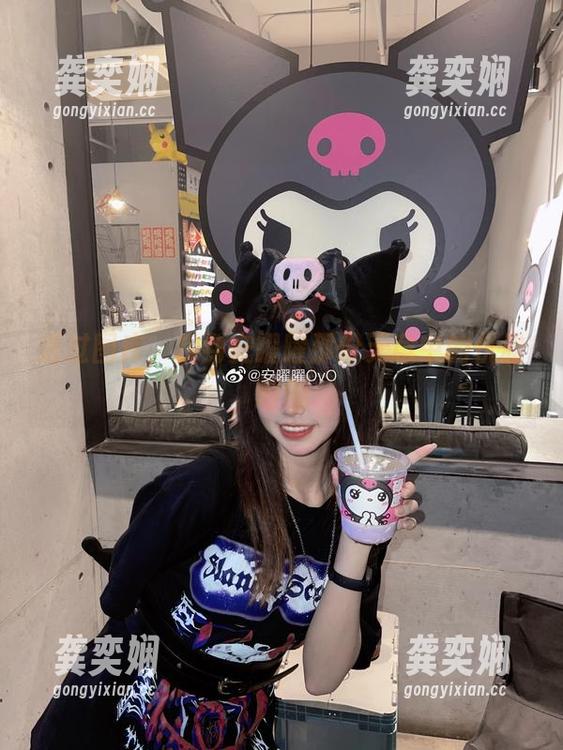 安曜曜 透过图库,找到安曜曜那份无意中的优雅瑜伽