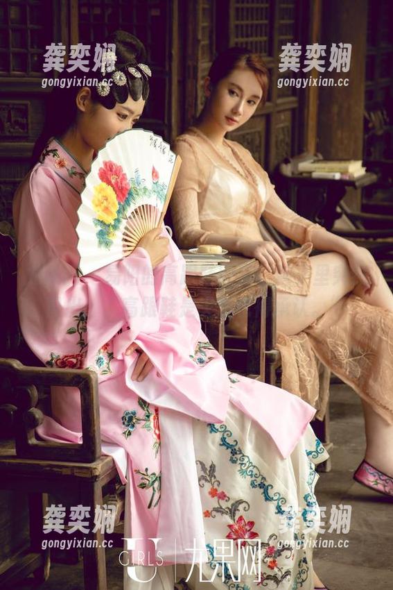 尤果网-易阳 尤果网 - 易阳的高跟鞋图库,脑子里突然冒出:“高跟鞋是灾难也得承认。”