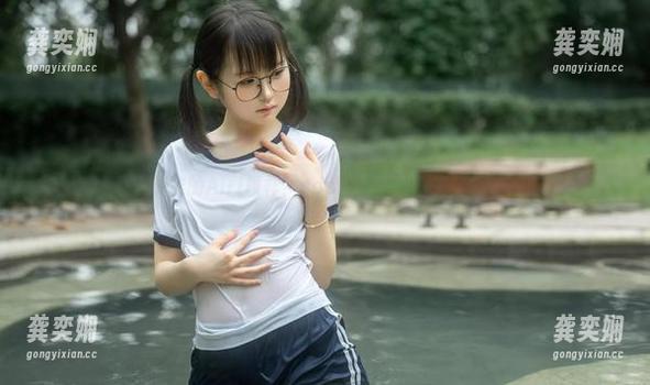 幼水铃衣 哦,幼水铃衣的Airi模样,cos就像玩偶一样,分享一波吧!