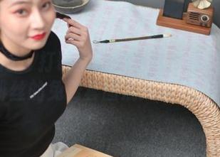 异思趣向 – 打破常规的小韩：波点裙和咖啡丝的免费套图混搭新体验！