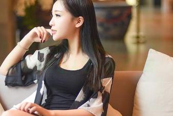 推女神 – 这就是程小烦的私拍：网袜！照片忍不住让人瞥一眼再一眼。
