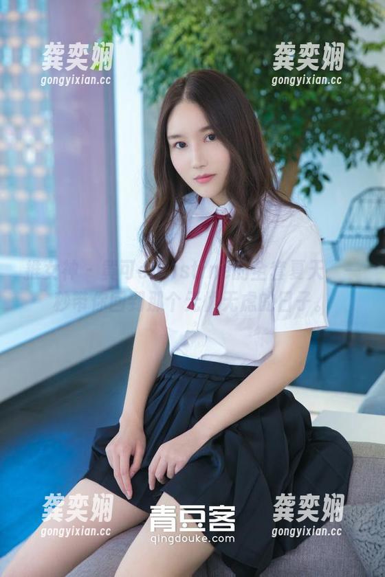 推女神-黄可christine 推女神 - 黄可christine的全套夏天,一秒带你回到那个无忧无虑的日子。