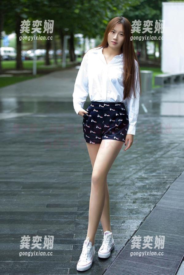 推女郎-杨伊 推女郎 - 杨伊修女的精选套图,咋就让我想起某种奇妙的天使呢?