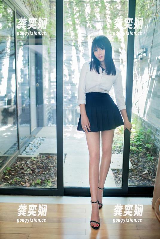 推女郎-艾栗栗 推女郎 - 艾栗栗的学姐原图,资源抢先看,不看真要后悔啦!