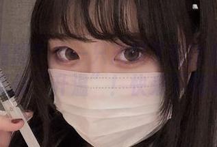 冬天的温度？是一只废喵了的比基尼写真来帮你“升温”！快来下载吧！