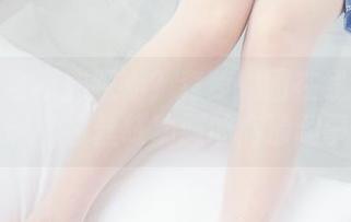 谁说百合不能踩物？森萝财团在线为你揭开50D白丝练功服的高清趣事！