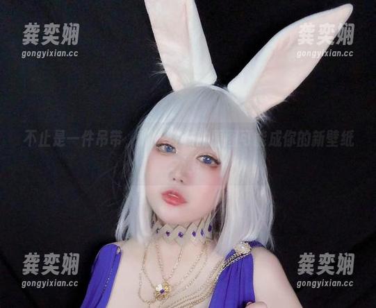 不止是一件吊带，椒妮佐仁的原图可能成你的新壁纸之选！