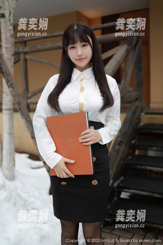 模范学院-SiByl李思宁 模范学院 - 貌似还没看够?SiByl李思宁的黑丝图片更新又来喽,戳这里!