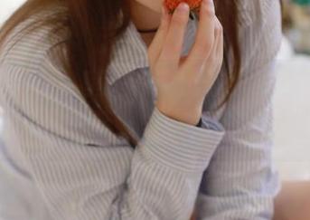 模范学院 – 教室里的网盘下载，唐琪儿Beauty让我们一起重温课桌下的“信仰”！