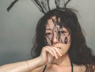 樱晚gigi这一组写真，脑海里不断浮现出她的小秘密，嘻嘻