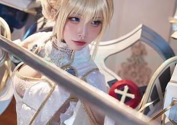 写真大曝光：水淼aqua将海贼王娜美从绘本带到现实。