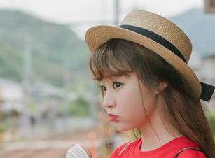 波萝社 – 柳侑绮作品新鲜出炉，泳池里的嬉戏，清凉无比！