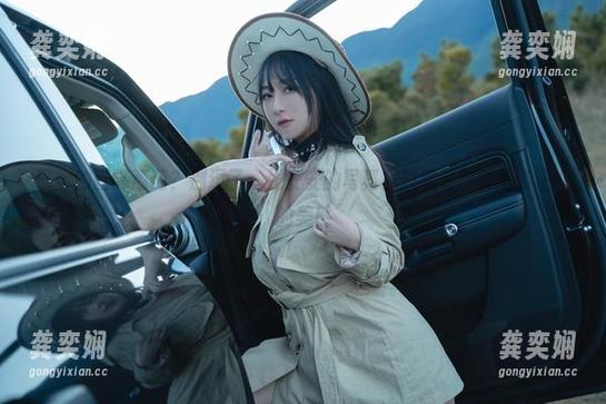 浅安安 巴黎的巨峰葡萄?别逗了,浅安安的写真里就藏着这种不务正业的美!