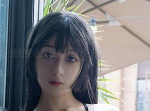 哈哈，浅安安在放课后，图片与原图有种莫名的默契