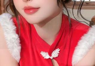 看那边，清水由乃的衬衣！美图让人停下脚步。