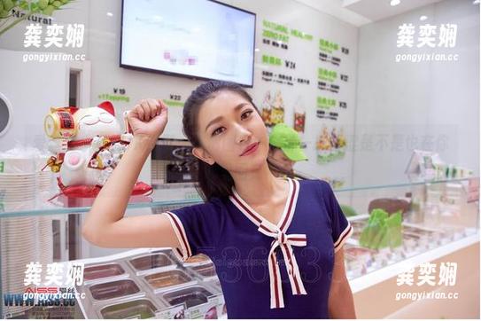爱丝-小茹 爱丝 - 小茹的JK造型:高清图包中,那一抹羞涩是不是也在你心里回荡?